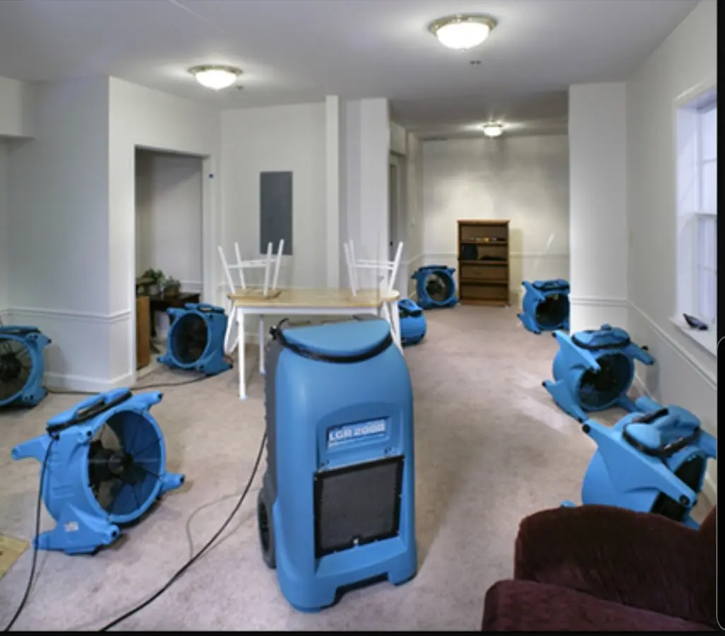 Air movers and dehumidifier setup for Water Extraction & Removal in Klamath Falls